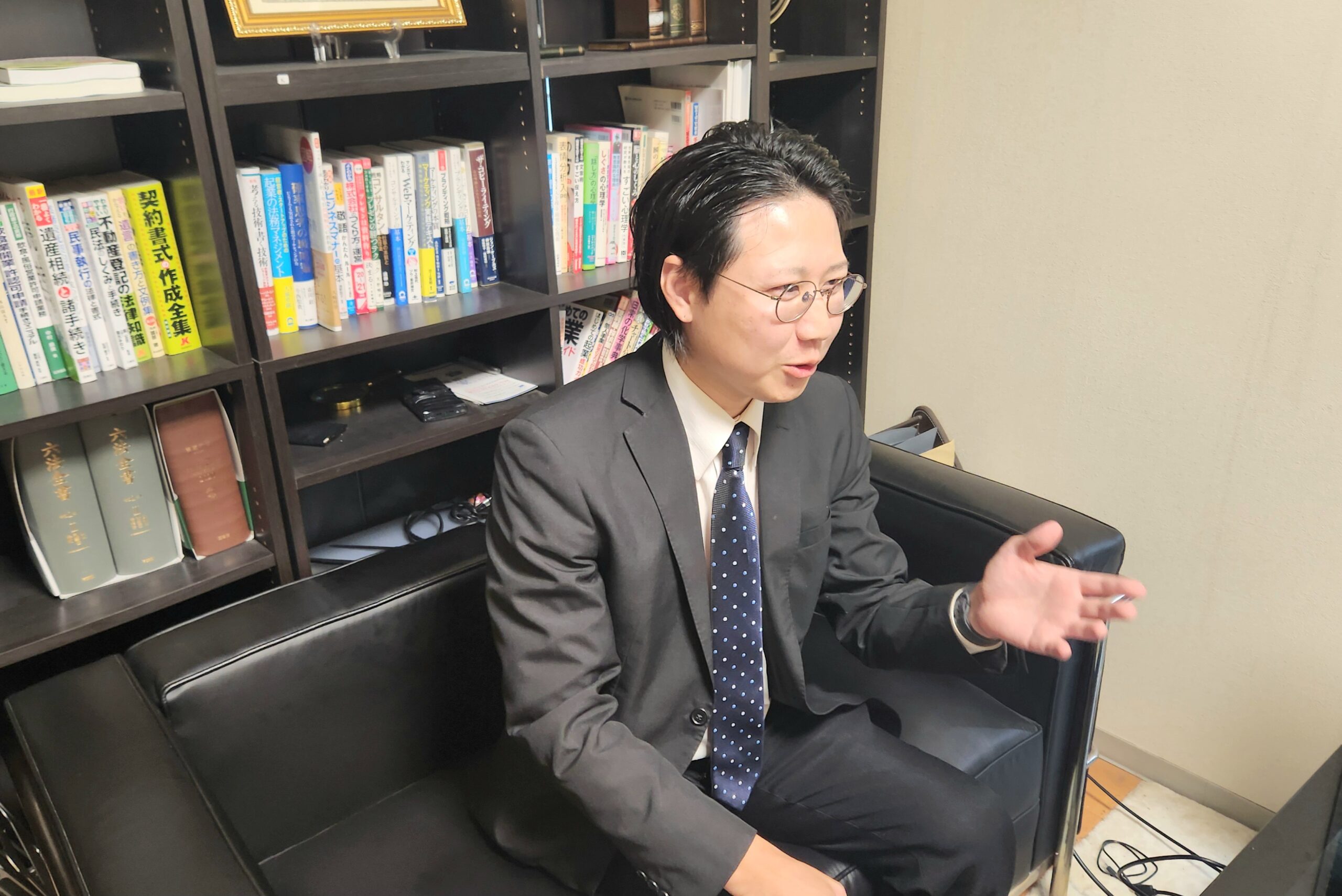 三重県四日市市の探偵事務所外観